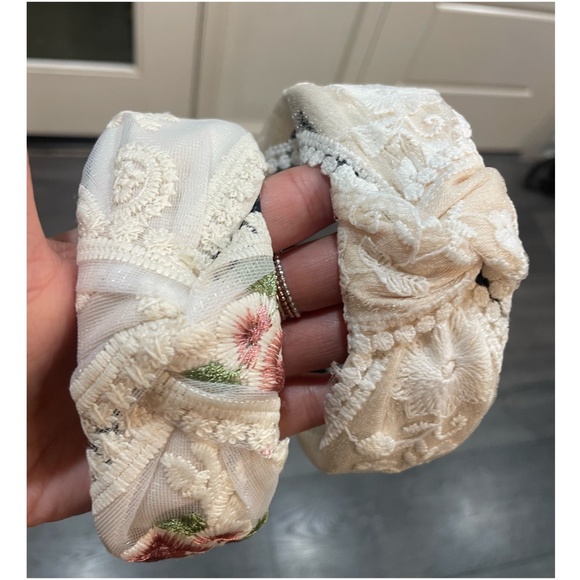 Boho Floral Lace Romantic Headband - Picture 11 of 13